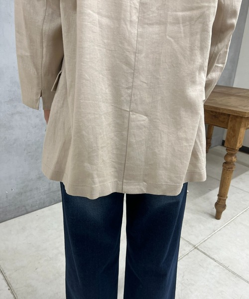 un dix cors（アンディコール）の「金ボタン麻混ジャケット