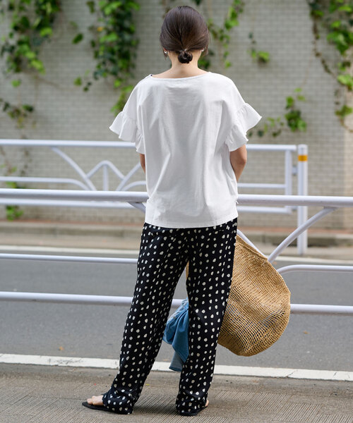 SLOBE IENA(スローブイエナ)の「《追加》20/-天竺フリルプルオーバー(Tシャツ/カットソー・レディース・ブラック/ホワイト/ベージュ系その他・FREE)」の10枚目の写真