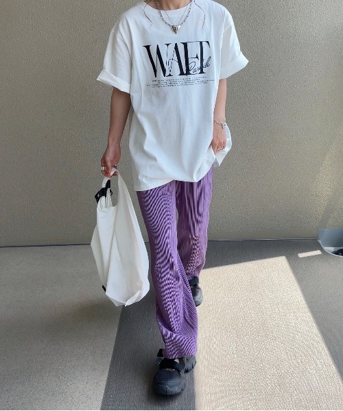 feepur by saya(フェピュールバイサヤ)の「配色ニュアンスロゴTee(Tシャツ/カットソー・レディース・ブルー/オフホワイト/ブラック/ピンク・MEDIUM)」の12枚目の写真