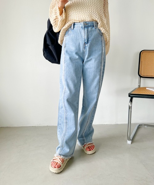 CLEA(クレア)の「フリンジライン ストレートデニムパンツ(デニムパンツ・レディース・ブルー/ライトブルー・M/L)」の16枚目の写真