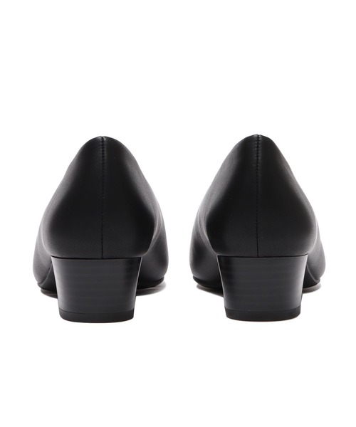 ABC-MART(エービーシーマート)の「ABC SELECT エービーシーセレクト PLAIN PUMPS 3.5 プレーン パンプス 3.5 W5008 BLACK(パンプス・レディース・ブラック・22.0cm/23.5cm/23.0cm/22.5cm/24.5cm/25.0cm/21.5cm/24.0cm/25.5cm/26.0cm)」の2枚目の写真