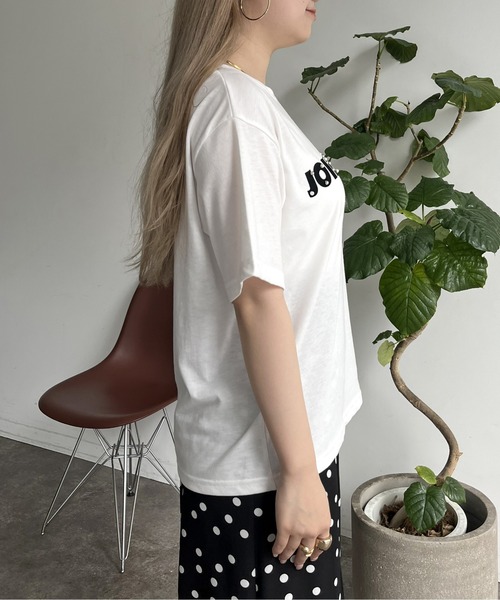 prose verse(プロズヴェール)の「パール付きブロックロゴTシャツ(Tシャツ/カットソー・レディース・チャコール/オフホワイト・MEDIUM)」の16枚目の写真