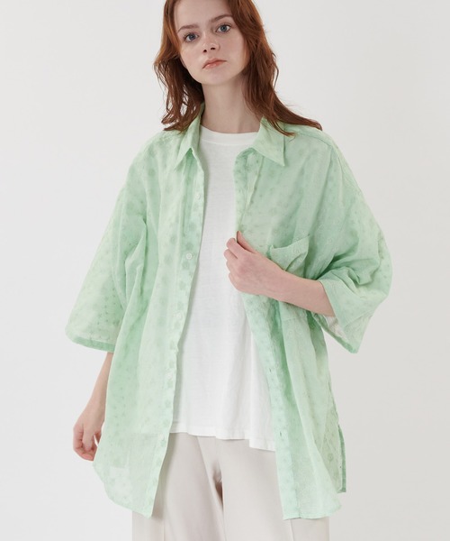 ONCILY(オンシェリー)の「JACQUARD EMBROIDERED SHEER SHIRT / ジャガード刺繍シアーシャツ(シャツ/ブラウス・メンズ・ライトグリーン/オフホワイト・MEDIUM/LARGE)」の19枚目の写真