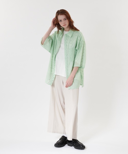 ONCILY(オンシェリー)の「JACQUARD EMBROIDERED SHEER SHIRT / ジャガード刺繍シアーシャツ(シャツ/ブラウス・メンズ・ライトグリーン/オフホワイト・MEDIUM/LARGE)」の13枚目の写真