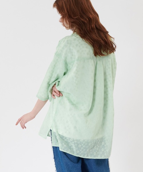 ONCILY(オンシェリー)の「JACQUARD EMBROIDERED SHEER SHIRT / ジャガード刺繍シアーシャツ(シャツ/ブラウス・メンズ・ライトグリーン/オフホワイト・MEDIUM/LARGE)」の14枚目の写真