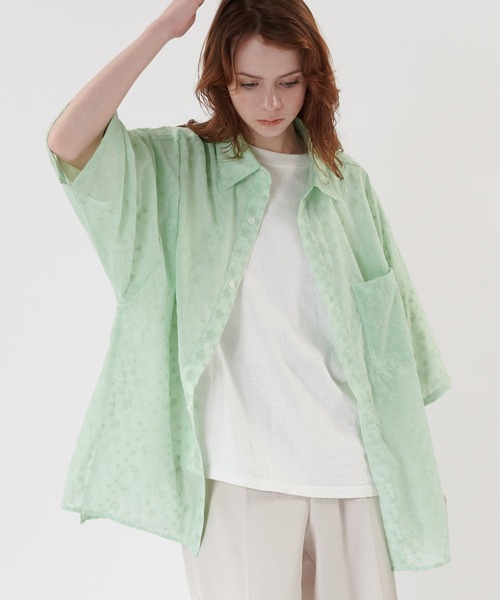 ONCILY(オンシェリー)の「JACQUARD EMBROIDERED SHEER SHIRT / ジャガード刺繍シアーシャツ(シャツ/ブラウス・メンズ・ライトグリーン/オフホワイト・MEDIUM/LARGE)」の22枚目の写真