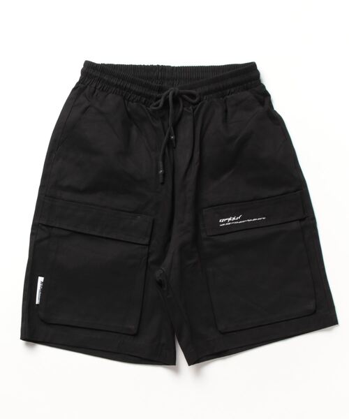GENXDER（ノンジェンダー）の「【genxder】ユニセックスショートカーゴパンツ (SS)（カーゴパンツ・メンズ・ブラック/カーキ/グレー・MEDIUM/LARGE/X-LARGE/XX-LARGE/XXX-LARGE/XXXX-LARGE/XXXXX-LARGE）」の5枚目の写真