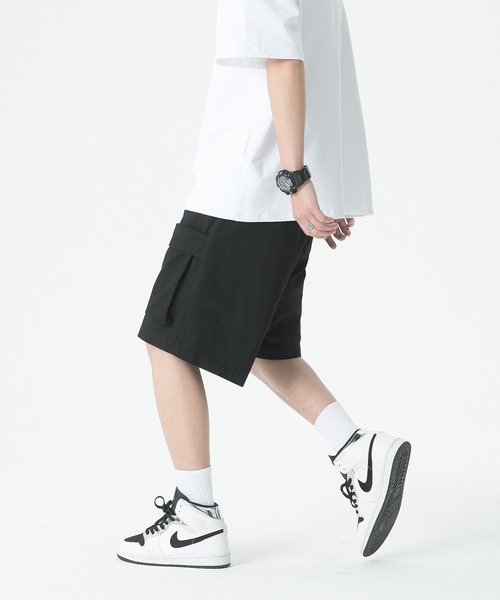 GENXDER（ノンジェンダー）の「【genxder】ユニセックスショートカーゴパンツ (SS)（カーゴパンツ・メンズ・ブラック/カーキ/グレー・MEDIUM/LARGE/X-LARGE/XX-LARGE/XXX-LARGE/XXXX-LARGE/XXXXX-LARGE）」の7枚目の写真