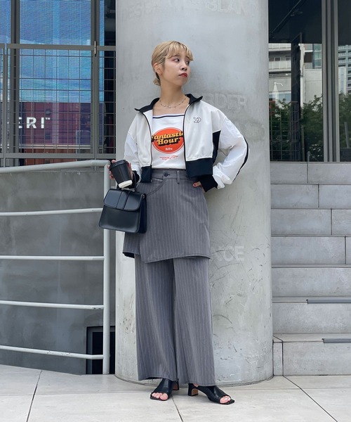 CIAOPANIC(チャオパニック)の「【2サイズ展開】サイドライントラックジャケット(ナイロンジャケット・レディース・オフホワイト/サックスブルー/ブラウン/ベージュ・FREE/1)」の6枚目の写真