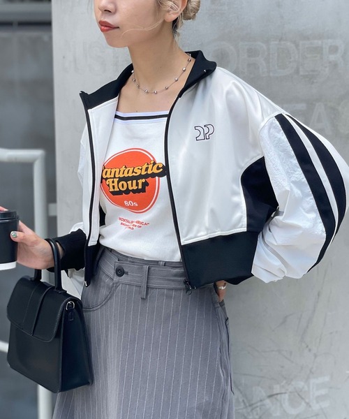 CIAOPANIC(チャオパニック)の「【2サイズ展開】サイドライントラックジャケット(ナイロンジャケット・レディース・オフホワイト/サックスブルー/ブラウン/ベージュ・FREE/1)」の10枚目の写真