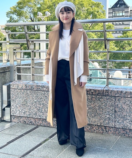 Banana Republic（バナナリパブリック）の「Perle カシミヤベレー（ハンチング/ベレー帽・レディース・アイボリー/ブラック・ONE SIZE）」の4枚目の写真