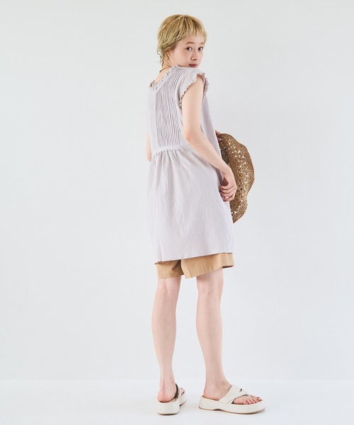 Crisp（クリスプ）の「フリルタックチュニック（チュニック・レディース・ライトグレー/ホワイト・FREE）」の6枚目の写真