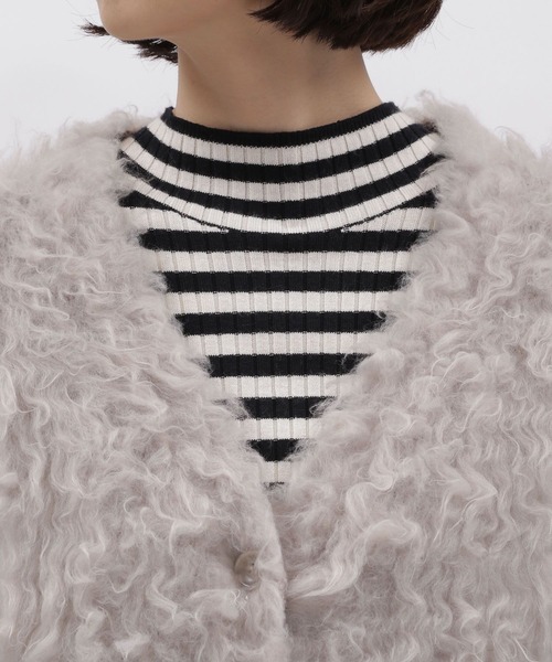 LAKOLE(ラコレ)の「3Gシャギーニットカーディガン / 981217(カーディガン/ボレロ・レディース・ライトベージュ/グレー/チャコールグレー/マスタード・SMALL/MEDIUM)」の17枚目の写真