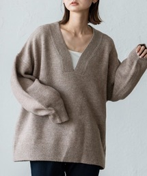 ディープVネックニットプルオーバー