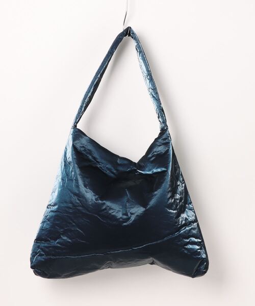 ACOC(アコック)の「PADDED LARGE SHOPPER BAG(ショルダーバッグ・レディース・ネイビー/ホワイト・FREE)」の2枚目の写真
