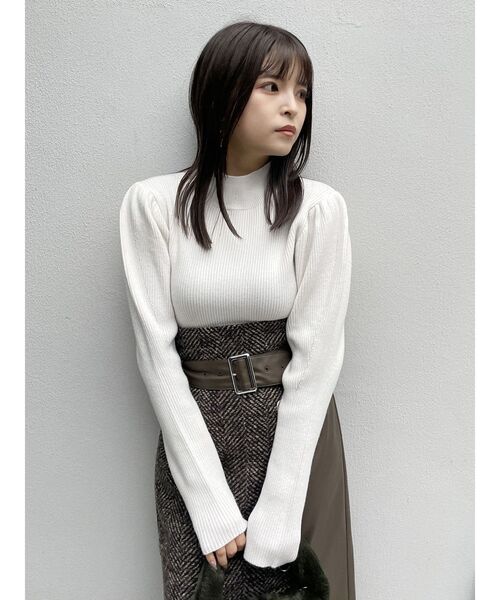 MURUA（ムルーア）の「ボリュームスリーブニットトップス（ニット/セーター・レディース・ブルー/アイボリー/ブラック・FREE）」の21枚目の写真