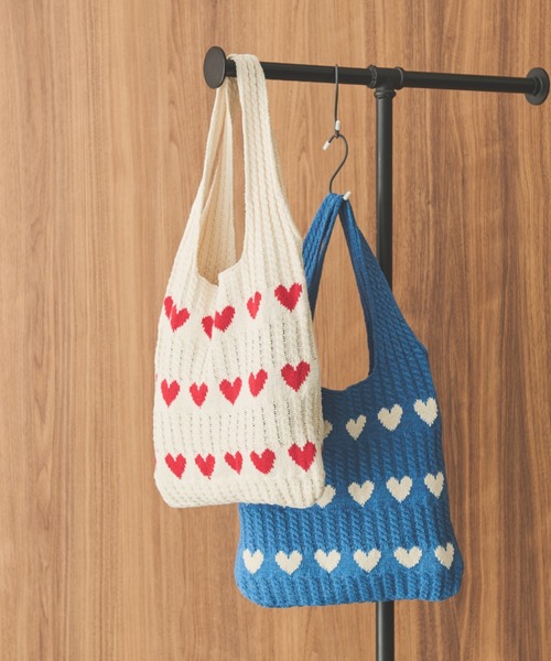 MERLOT（メルロー）の「ハートニットバッグ（トートバッグ・レディース・ナチュラル/ブルー・FREE）」の5枚目の写真