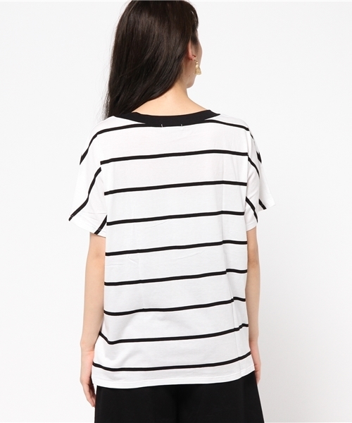 MOUSSY(マウジー)の「ERI LOOSE V/N TOPS J Ⅲ(Tシャツ/カットソー・レディース・ホワイト系その他/カーキ系/ホワイト/ブラウン/レッド/ブラック・FREE)」の9枚目の写真