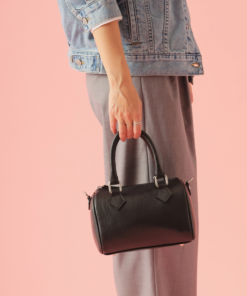 JOURNAL STANDARD relume（ジャーナルスタンダード　レリューム）の「AULENTTI ボストンBAG（ボストンバッグ・レディース・ブラック/ベージュ・FREE）」の3枚目の写真