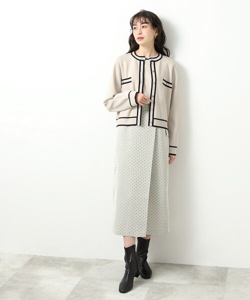 OPAQUE.CLIP(オペークドットクリップ)の「◆アンサンブル対応 配色ラインニットカーディガン【洗濯機洗い可】(カーディガン/ボレロ・レディース・ネイビー/オフホワイト/ベビーピンク・36/38/40/42)」の4枚目の写真