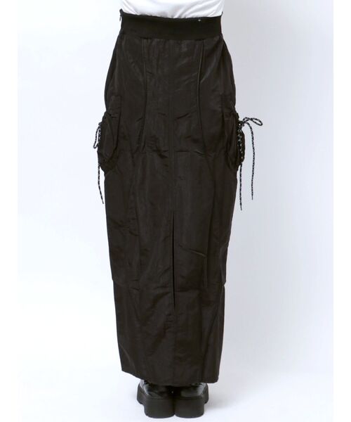 EMODA（エモダ）の「スウィッチングナイロンマキシスカート（スカート・レディース・ブラック/カーキ/グレー・SMALL/MEDIUM）」の19枚目の写真