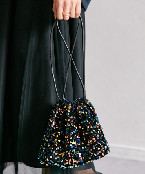 Thevon（ゼボン）の「スパンコール巾着バッグ（トートバッグ・レディース・グレー/ブルー/ブラック/ブラウン・FREE）」の4枚目の写真