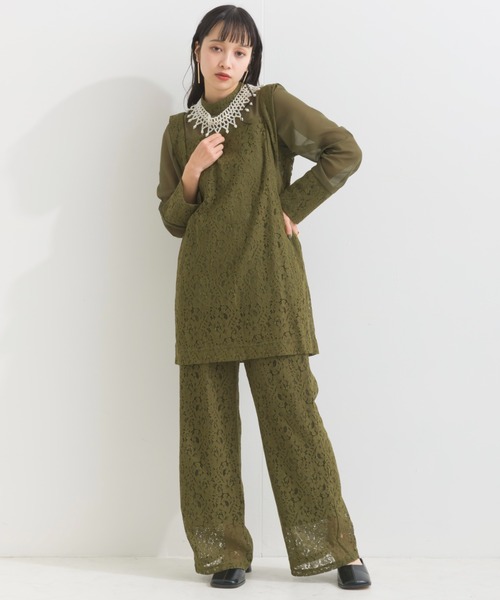terrace(テラス)の「【セットアップ 】 レースデコルテシアーチュニックブラウス+レースイージーパンツ(セットアップ・レディース・オフホワイト/ブラック/カーキ・MEDIUM)」の1枚目の写真