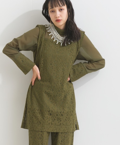 terrace(テラス)の「【セットアップ 】 レースデコルテシアーチュニックブラウス+レースイージーパンツ(セットアップ・レディース・オフホワイト/ブラック/カーキ・MEDIUM)」の4枚目の写真