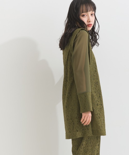 terrace(テラス)の「【セットアップ 】 レースデコルテシアーチュニックブラウス+レースイージーパンツ(セットアップ・レディース・オフホワイト/ブラック/カーキ・MEDIUM)」の5枚目の写真
