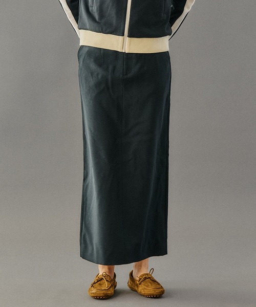 THE SHINZONE(ザ シンゾーン)の「THE SHINZONE | CHRYSLER SKIRT WOMEN(スカート・レディース・ブラック/グレー・36/34)」の12枚目の写真