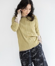 ピンタックTシャツ