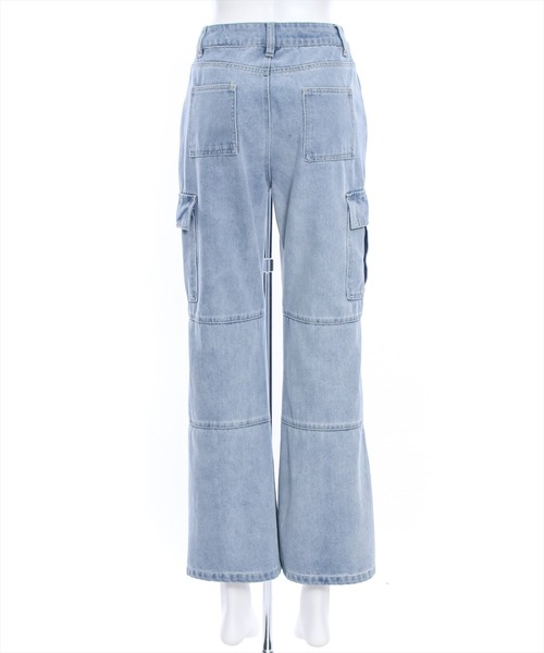 clear（クリア）の「カーゴフレアデニムパンツ≪2024AW≫（デニムパンツ・レディース・ブラック/ライトブルー・S/M）」の6枚目の写真