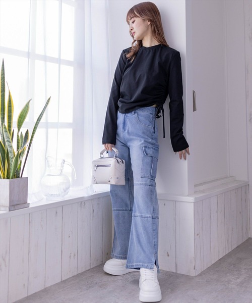 clear（クリア）の「カーゴフレアデニムパンツ≪2024AW≫（デニムパンツ・レディース・ブラック/ライトブルー・S/M）」の11枚目の写真