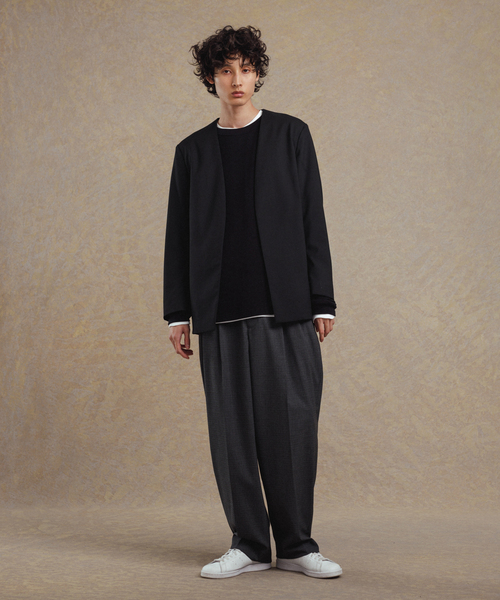 【最終価格】ノーカラー イージー ジャケット / シーズンレス ADAM ET ROPE'（アダムエロペ）の「オーバーサイズ ノーカラー