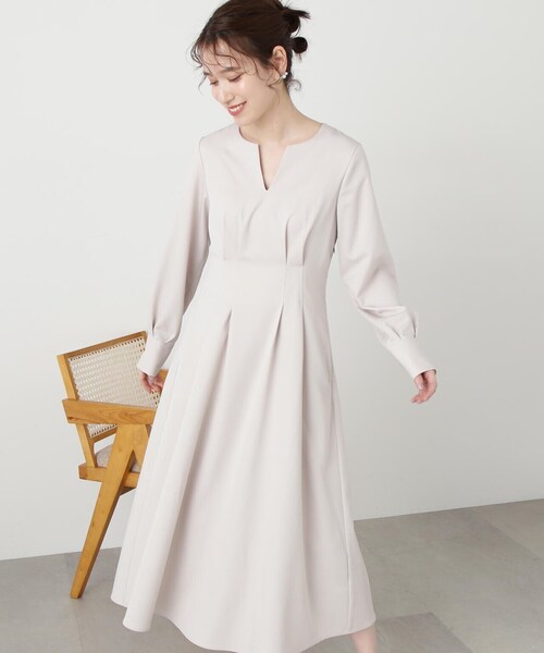 N.(N. Natural Beauty Basic)(エヌエヌナチュラルビューティーベーシック)の「◆【WEB限定】ウエストタックキーネックワンピース(ワンピース・レディース・ブラック系その他/オフホワイト/ベージュ/グリーン・SMALL/MEDIUM)」の11枚目の写真