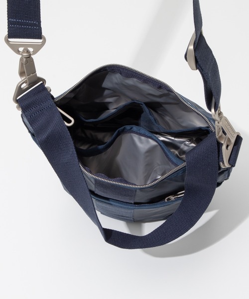 LeSportsac(レスポートサック)の「LeSportsac CONV. MARKET HOBO レスポートサックマーケット ホーボー ショルダーバッグ(ショルダーバッグ・レディース・ブラック/ダークブルー/ホワイト系/グレー系・FREE)」の21枚目の写真