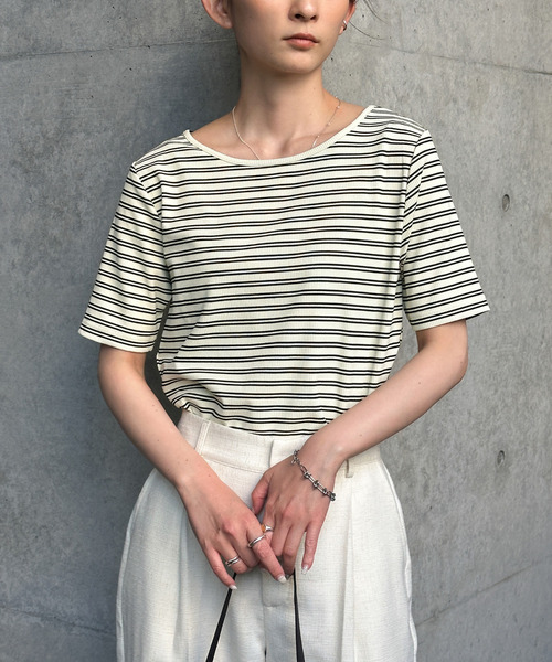 select MOCA（セレクトモカ）の「バックダーツテレココンパクトトップス（Tシャツ/カットソー・レディース・ブラック/アイボリー/ブラック系その他/オフホワイト・FREE）」の3枚目の写真