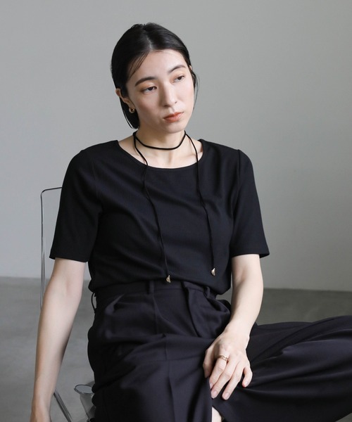 select MOCA（セレクトモカ）の「バックダーツテレココンパクトトップス（Tシャツ/カットソー・レディース・ブラック/アイボリー/ブラック系その他/オフホワイト・FREE）」の16枚目の写真