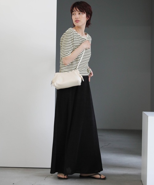 select MOCA（セレクトモカ）の「バックダーツテレココンパクトトップス（Tシャツ/カットソー・レディース・ブラック/アイボリー/ブラック系その他/オフホワイト・FREE）」の21枚目の写真