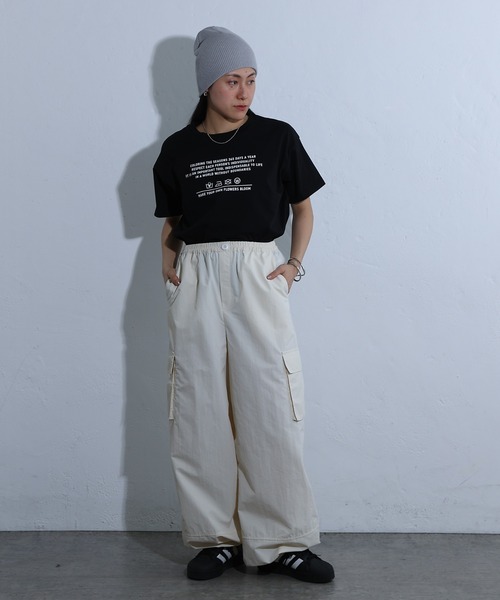 COLONY 2139（コロニートゥーワンスリーナイン）の「コンパクトプリントTシャツ（Tシャツ/カットソー・レディース・ブラック/ホワイト系その他/オフホワイト・FREE）」の16枚目の写真