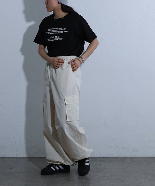 COLONY 2139（コロニートゥーワンスリーナイン）の「コンパクトプリントTシャツ（Tシャツ/カットソー・レディース・ブラック/ホワイト系その他/オフホワイト・FREE）」の17枚目の写真