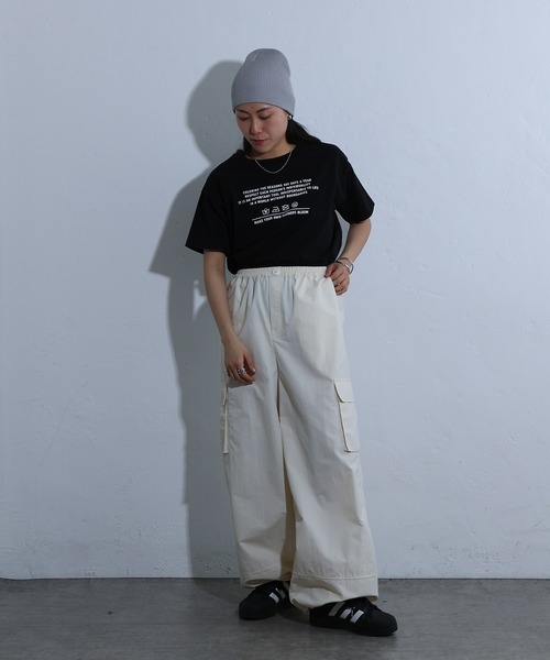 COLONY 2139（コロニートゥーワンスリーナイン）の「コンパクトプリントTシャツ（Tシャツ/カットソー・レディース・ブラック/ホワイト系その他/オフホワイト・FREE）」の19枚目の写真