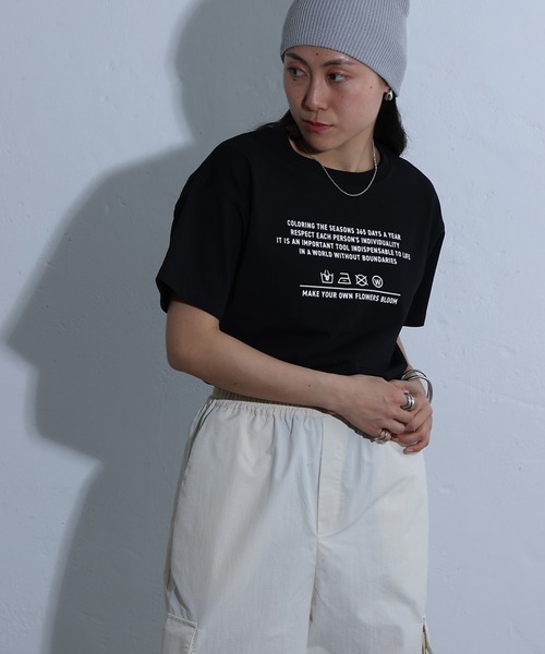 COLONY 2139（コロニートゥーワンスリーナイン）の「コンパクトプリントTシャツ（Tシャツ/カットソー・レディース・ブラック/ホワイト系その他/オフホワイト・FREE）」の13枚目の写真