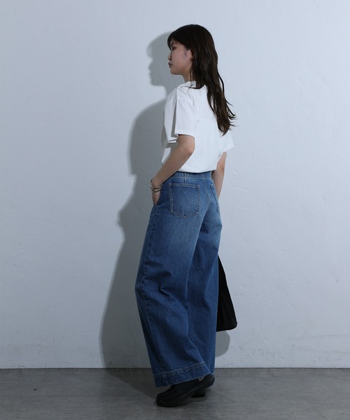 COLONY 2139（コロニートゥーワンスリーナイン）の「コンパクトプリントTシャツ（Tシャツ/カットソー・レディース・ブラック/ホワイト系その他/オフホワイト・FREE）」の11枚目の写真