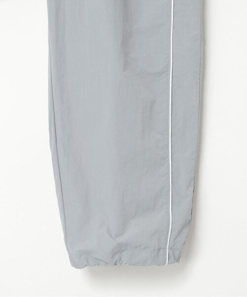 VENCEEXCHANGE（ヴァンスエクスチェンジ）の「パイピングナイロンパンツ（その他パンツ・メンズ・ライトグレー/ブラック/グリーン系・L/M）」の7枚目の写真