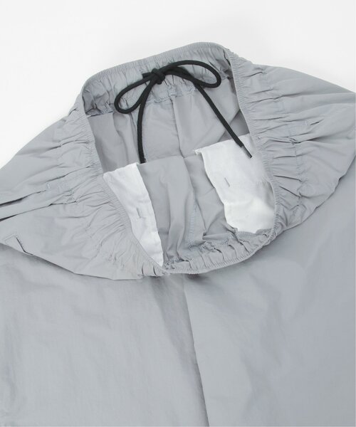 VENCEEXCHANGE（ヴァンスエクスチェンジ）の「パイピングナイロンパンツ（その他パンツ・メンズ・ライトグレー/ブラック/グリーン系・L/M）」の5枚目の写真