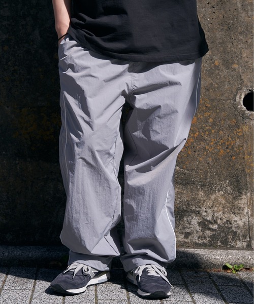 VENCEEXCHANGE（ヴァンスエクスチェンジ）の「パイピングナイロンパンツ（その他パンツ・メンズ・ライトグレー/ブラック/グリーン系・L/M）」の21枚目の写真