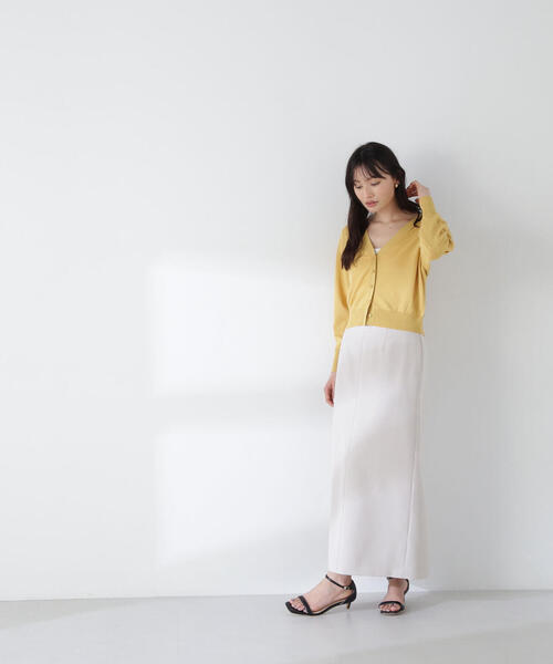 NATURAL BEAUTY BASIC（ナチュラルビューティーベーシック）の「◇レーヨンナイロンシリーズ Vネックボクシーカーディガン（カーディガン/ボレロ・レディース・ブラック/オフホワイト/イエロー/ピンク・FREE）」の11枚目の写真
