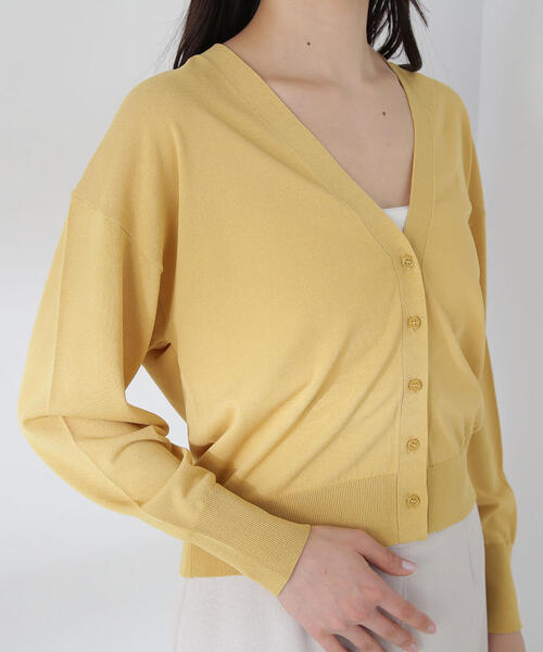 NATURAL BEAUTY BASIC（ナチュラルビューティーベーシック）の「◇レーヨンナイロンシリーズ Vネックボクシーカーディガン（カーディガン/ボレロ・レディース・ブラック/オフホワイト/イエロー/ピンク・FREE）」の19枚目の写真