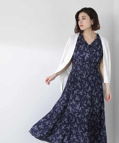 NATURAL BEAUTY BASIC（ナチュラルビューティーベーシック）の「◇レーヨンナイロンシリーズ Vネックボクシーカーディガン（カーディガン/ボレロ・レディース・ブラック/オフホワイト/イエロー/ピンク・FREE）」の2枚目の写真